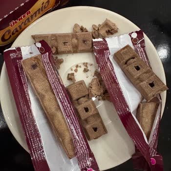 Aldığım Ülker Caramio Çikolatalar Bozuk Çıktı Sağlık Endişesi Yaşadım