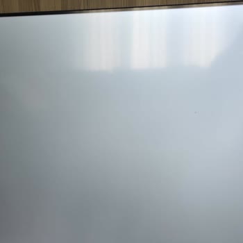 Onvo Kurulumdan 10 Dakika Sonra Siyah Lekeli Televizyon Teslim Edildi