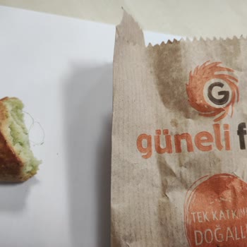 Güneli Fırın Dereotlu Poğaçada Temizlik Bezi Veya Benzeri Ürün Kalıntıları Çıktı!