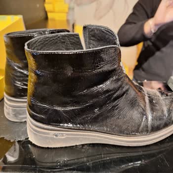 Kısa Sürede Deforme Olan Bot Ve Garanti Reddi