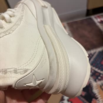 Kullanılmış Görünümlü Ayakkabı Gönderildi, Hijyen Ve Güven Sorunu Yaşadım