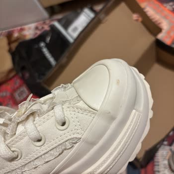 Kullanılmış Görünümlü Ayakkabı Gönderildi, Hijyen Ve Güven Sorunu Yaşadım