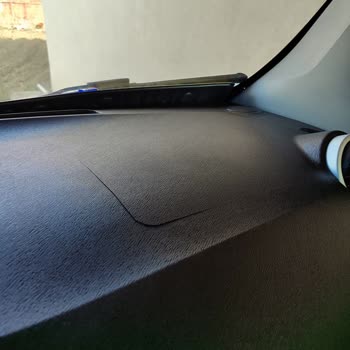 Renault Kangoo Torpido Çatlağı Ve Ücretsiz Değişim Talebi