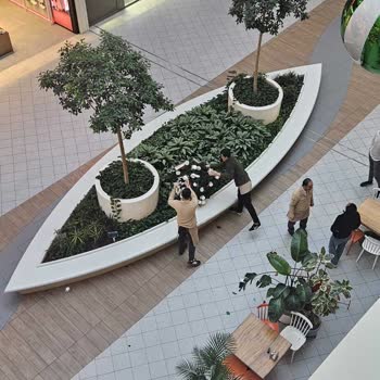 Akasya AVM'de Düşen Dev Süs Can Güvenliğimizi Tehlikeye Attı