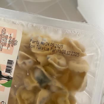 Son Kullanma Tarihi Geçmemiş Üründe Küf Şoku: Güven Sarsıldı