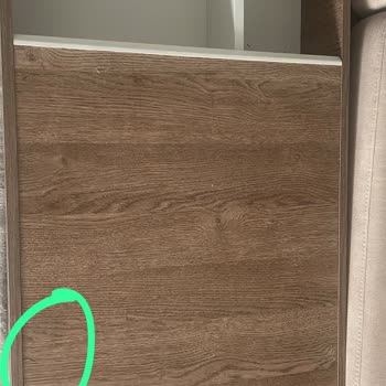 Viena Orta Sehpa Üst Tablasında Kendiliğinden Oluşan Deformasyon Sorunu