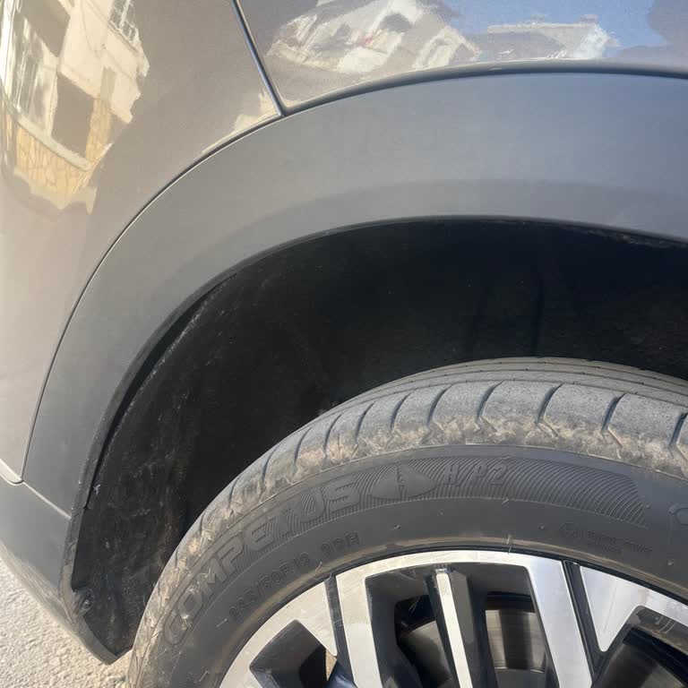 Togg T10X Sağ Arka Davlumbaz Ve Ses Sorunlarına Çözüm Bulunmuyor