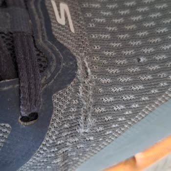 Skechers Ayakkabıda Kısa Sürede Oluşan Yırtıklar ve Yetersiz Müşteri Desteği