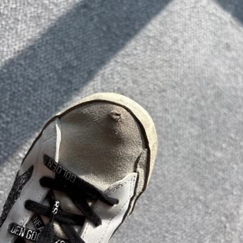 Lüks Ayakkabıda Erken Deformasyon Ve Müşteri Hizmetleri İlgisizliği Mağduriyet Yarattı