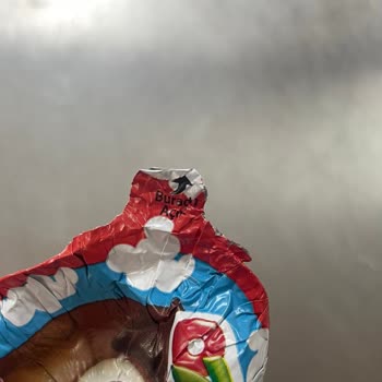 Aldığım Sürpriz Yumurtanın Yarısı Eksikti, Hijyen Ve Kontrol Sorunu!