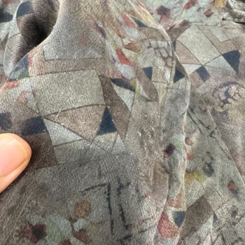 İlk Yıkamada Elbisenin Rengi Aktı Ve Mağaza Değişim Talebimi Reddetti