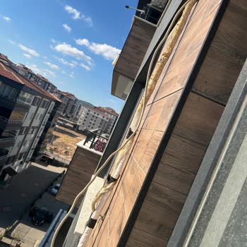 Mitsubishi Klima Boru İzolasyonu Hızla Çürüdü, Garanti Kapsamı Dışında Bırakıldı