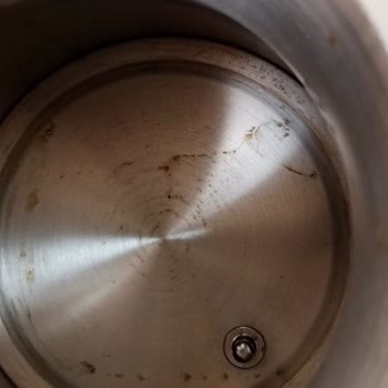 A101 Arızalı Kahve Makinesi: Sürekli Elektrik Problemi Ve Servis Sonrası Paslanma