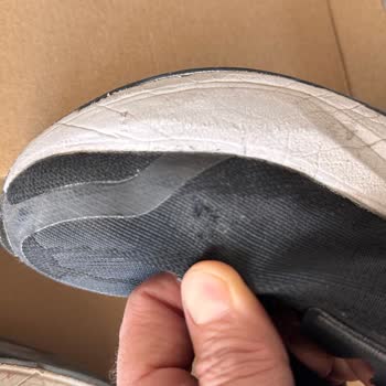 Koray Spor Az Kullandığım Ayakkabıda Hızlı Deformasyon Ve Yanıtsız Kalan Şikayetim