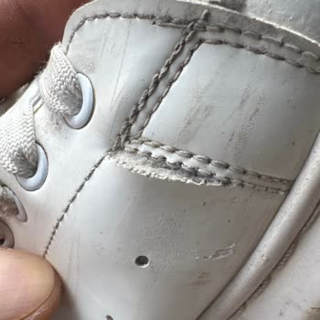 Tamer Tanca Kısa Sürede Yıpranan Ayakkabı, Reddedilen Değişim Talebi