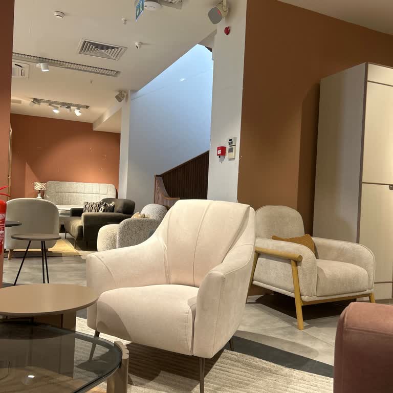 Doğtaş Zeytinburnu Outlet Mağazasında Çalışanların İlgisizliği