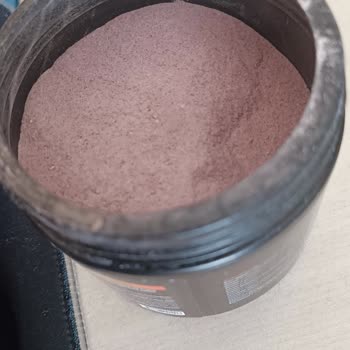 Protein Tozunda Beklenmedik Acı Tat Ve Kimyasal Yanma Endişesi