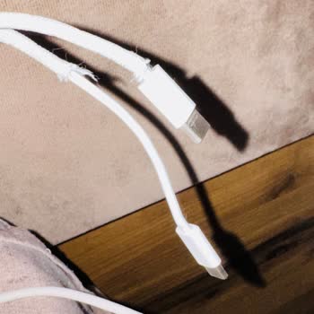 Apple Orijinal Şarj Kablosunda Erken Yıpranma Ve Yetersiz Garanti Desteği