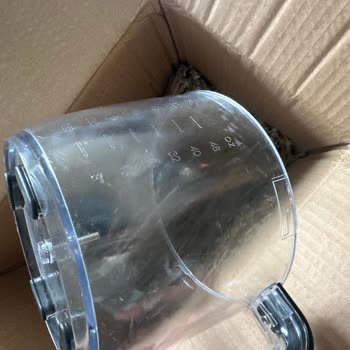 Garanti Sonrası Yağlı Ve Bilgilendirmesiz Dönen Blender Seti Sağlık Endişesi Yarattı