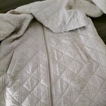 Satın Aldığım Mont Ve Takımda Kısa Sürede Kalite Sorunları Ve İlgisiz Mağaza Yaklaşımı