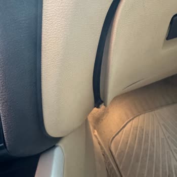 BMW X3 İç Aksamda Kaplama Ve Parça Sorunları İçin Onarım Talebi
