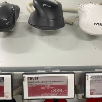 Media Markt Satışa Hazır Olmayan Ürünlerin Raflarda Sergilenmesi Müşteri Mağduriyetine Yol Açıyor