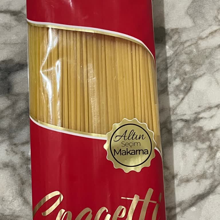 Golda Spagetti Paketinde Canlı Kurt Ve İlgisiz Müşteri Hizmetiyle Karşılaştım