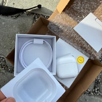 Hepsiburada'dan Satın Aldığım Airpods 4 Sahte Çıktı, Satıcı Ve Platformdan Destek Alamıyorum