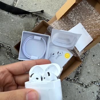Hepsiburada'dan Satın Aldığım Airpods 4 Sahte Çıktı, Satıcı Ve Platformdan Destek Alamıyorum