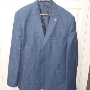 Defolu Ve Kullanılmış Takım Elbise Satışı, İlgisiz Müşteri Hizmetleri