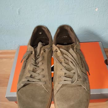 FLO Ayakkabı Kısa Sürede Yıpranan Ayakkabı İçin Değişim ve İade Talebim Reddedildi