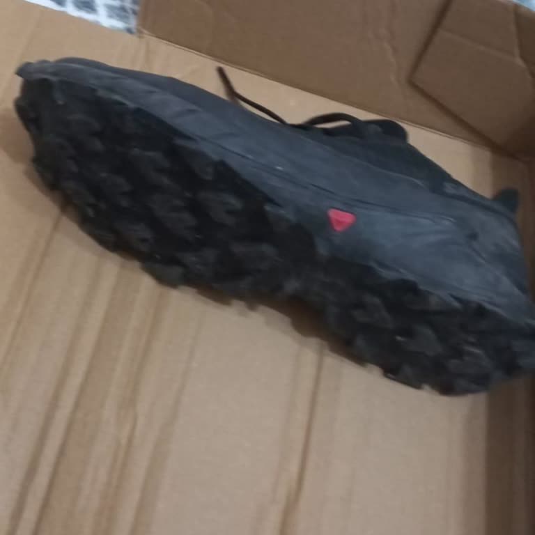 Satın Aldığım Ayakkabının Kısa Sürede Su Geçirmesi Ve Garanti Sürecinde Yaşanan Sorunlar