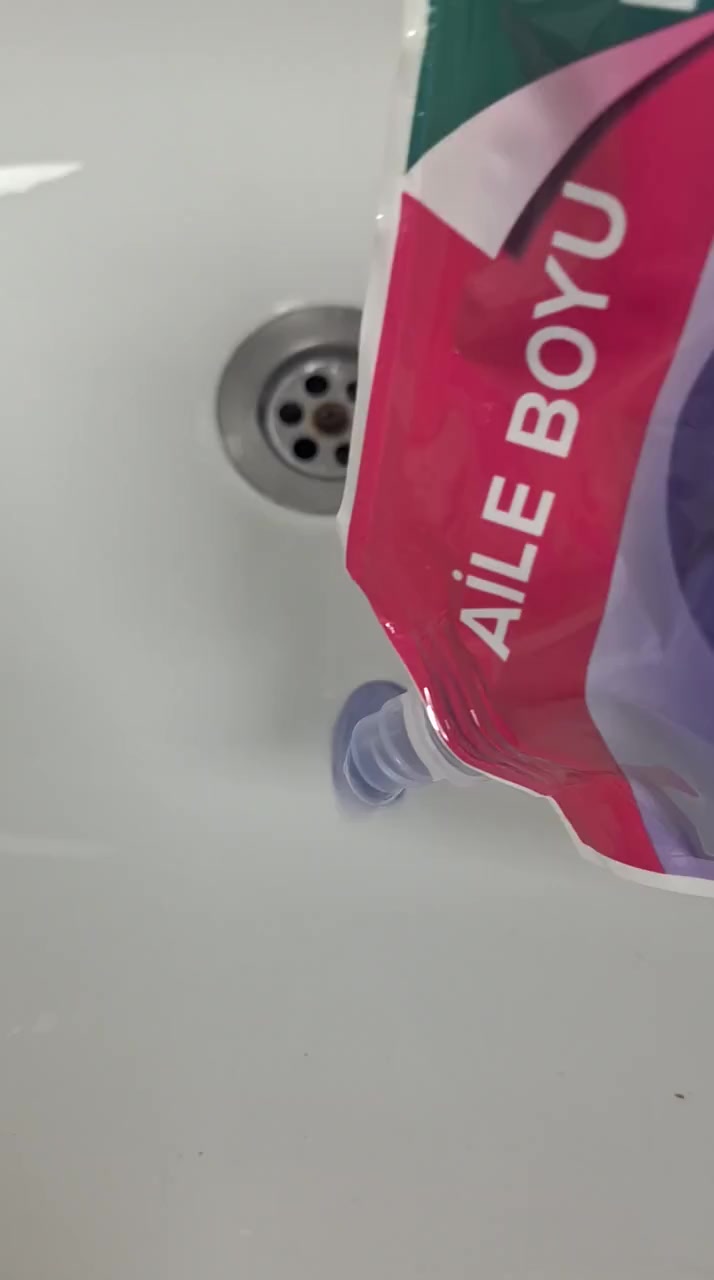 Palmolive Shower Gel Arrived With Jelly-Like Texture Instead of Liquid video cover