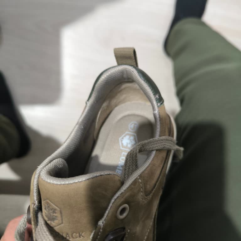 İlk Giyişte Topuğu Rahatsız Eden Lumberjack Ayakkabı Değişim Talebi