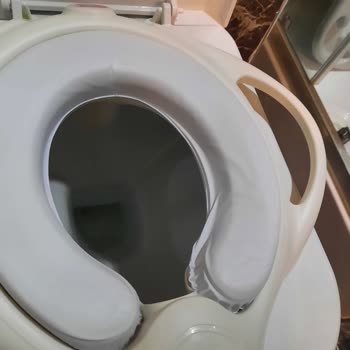 Baby Mall Klozet Adaptörü Çocuğuma Zarar Verdi, İade Süreci Mağdur Ediyor