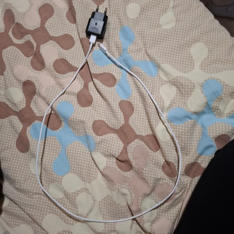 Yeni Aldığım Telefonun Şarj Kablosu Kısa Sürede Arızalandı, Çözüm Sunulmuyor