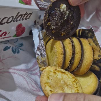 Biscolata Pia Frambuazlı Üründe Jöle Eksikliği Ve Yanıltıcı Ambalaj