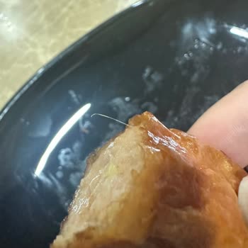 Banvit Jumbo Sosisten Beyaz Kıl Çıktı