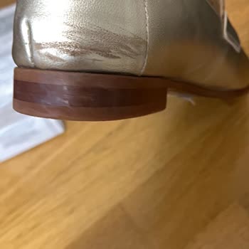 İlk Kullanımda Deforme Olan Ayakkabıya İade Ve Değişim Sözü Tutulmadı