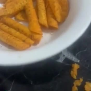 Patos Dişim Kırıldı Cips Yerken