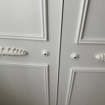 Güvensiz Montessori Dolap Kızımın Hayatını Tehlikeye Attı!