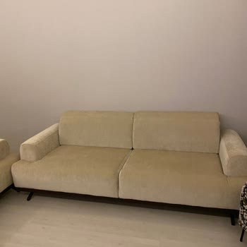 Düğün Öncesi Yanlış Koltuk Rengi Ve Geciken Teslimat Mağduriyeti