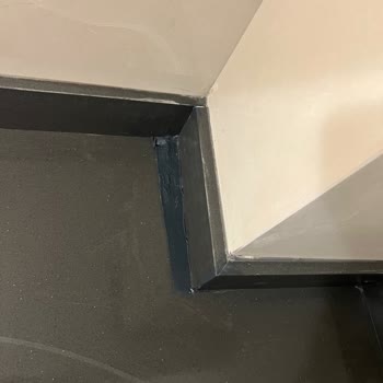 Aden Stone Hatalarını Telafi Edemediler