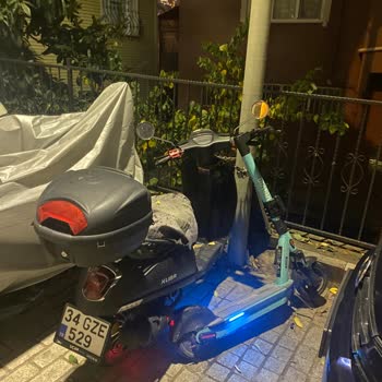 Scooterın Motorumun Üzerine Bırakılması Ve Güvenlik Riski