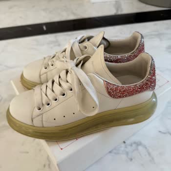 Beymenden Alınan Ayakkabıda Sararma Sorunu Çözülmedi