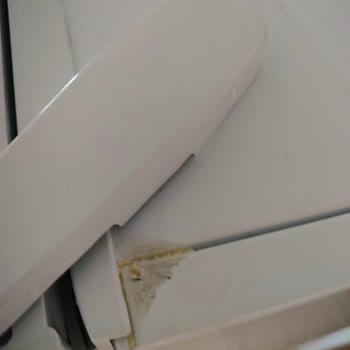 Sıfır Buzdolabında Tekrarlayan Üretim Hatası Ve Çözüm Beklentisi