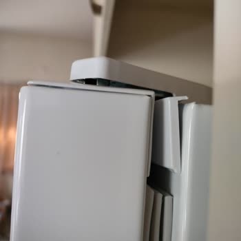 Sıfır Buzdolabında Tekrarlayan Üretim Hatası Ve Çözüm Beklentisi