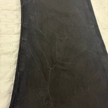 Colin's Pantolonlarda İlk Yıkamada Renk Solması Ve Beyaz Çizgiler