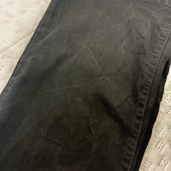 Colin's Pantolonlarda İlk Yıkamada Renk Solması Ve Beyaz Çizgiler