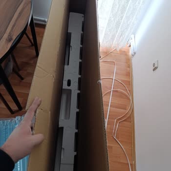 Kırık Televizyon Teslimatı Ve Yetersiz Müşteri Hizmeti Nedeniyle Mağduriyet